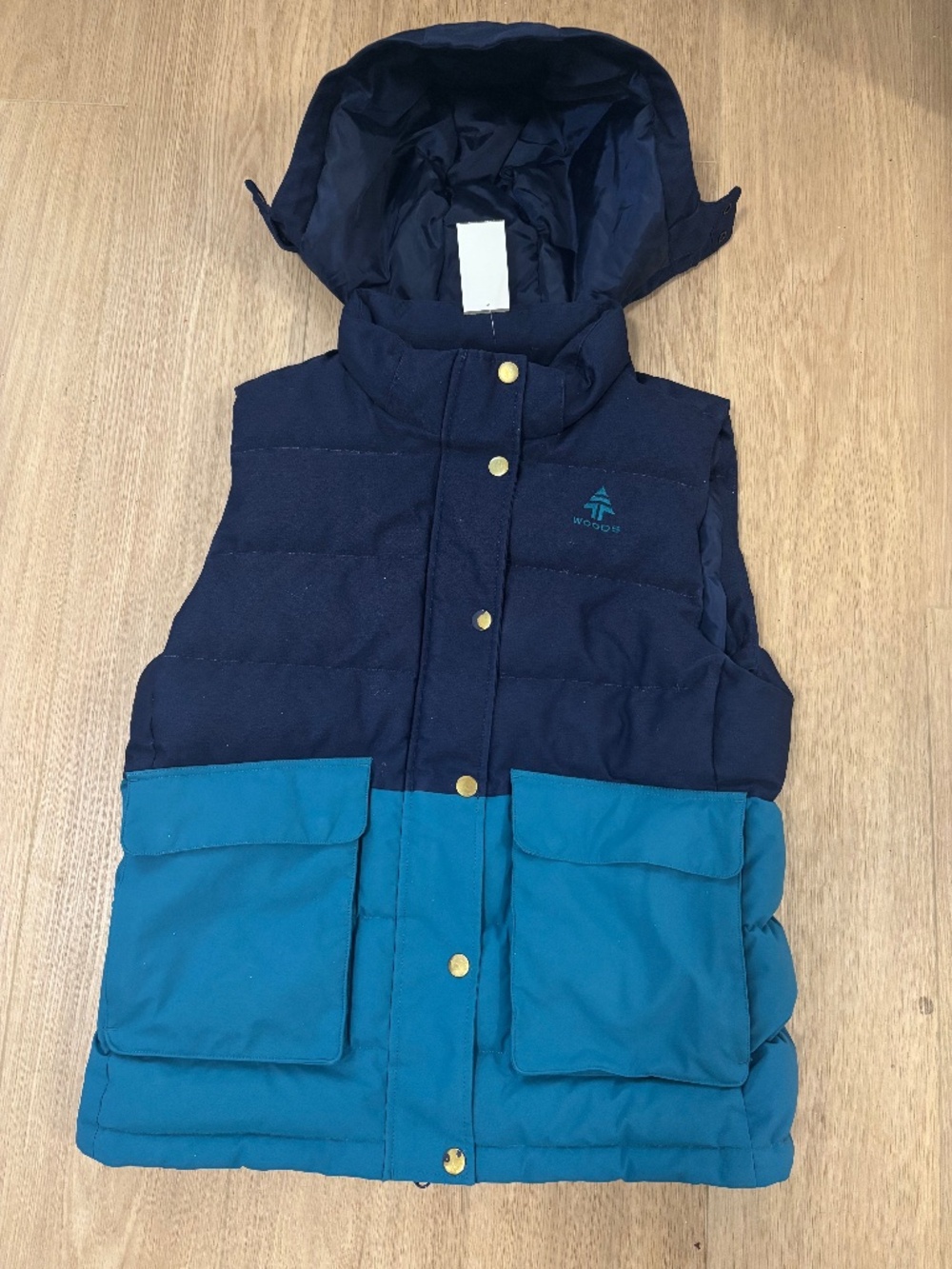 Woods Puffer Vest with Hood in mint condition